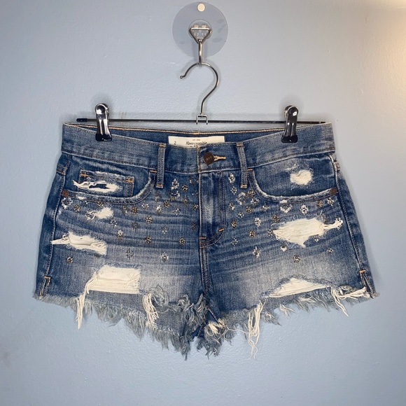 Abercrombie Fitch Size 2  Beaded Front Distressed Denim Cheeky Jean Shorts - Picture 1 of 11